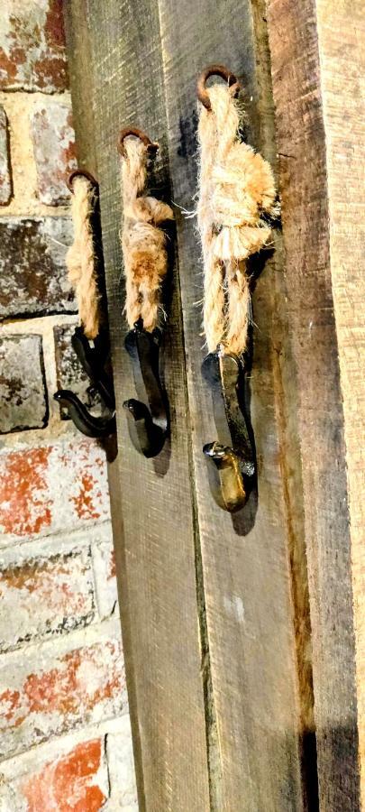 Hocking Hills Rusty Lofts Daire Logan Dış mekan fotoğraf